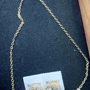 Earnings  watches and Necklaces.